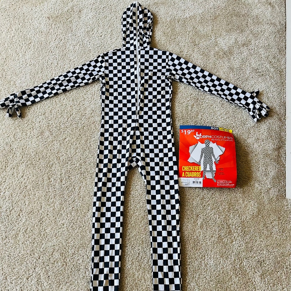 Black and white checkered cuadros